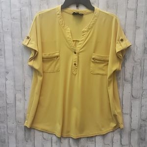 Flower & Feather Zipper Accented Blouse, Size 1XL